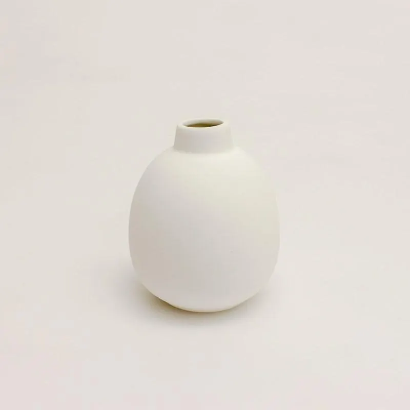 Ceramic Vase White 8.3x8.3x10cm