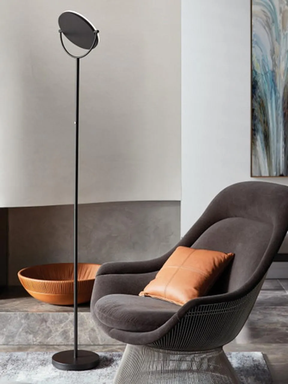 Louie Floor Lamp Black