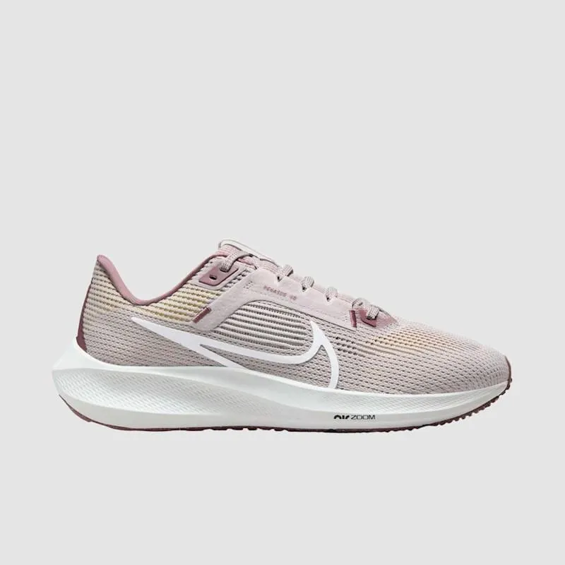 Nike Womens Pegasus 40 Running Shoes
