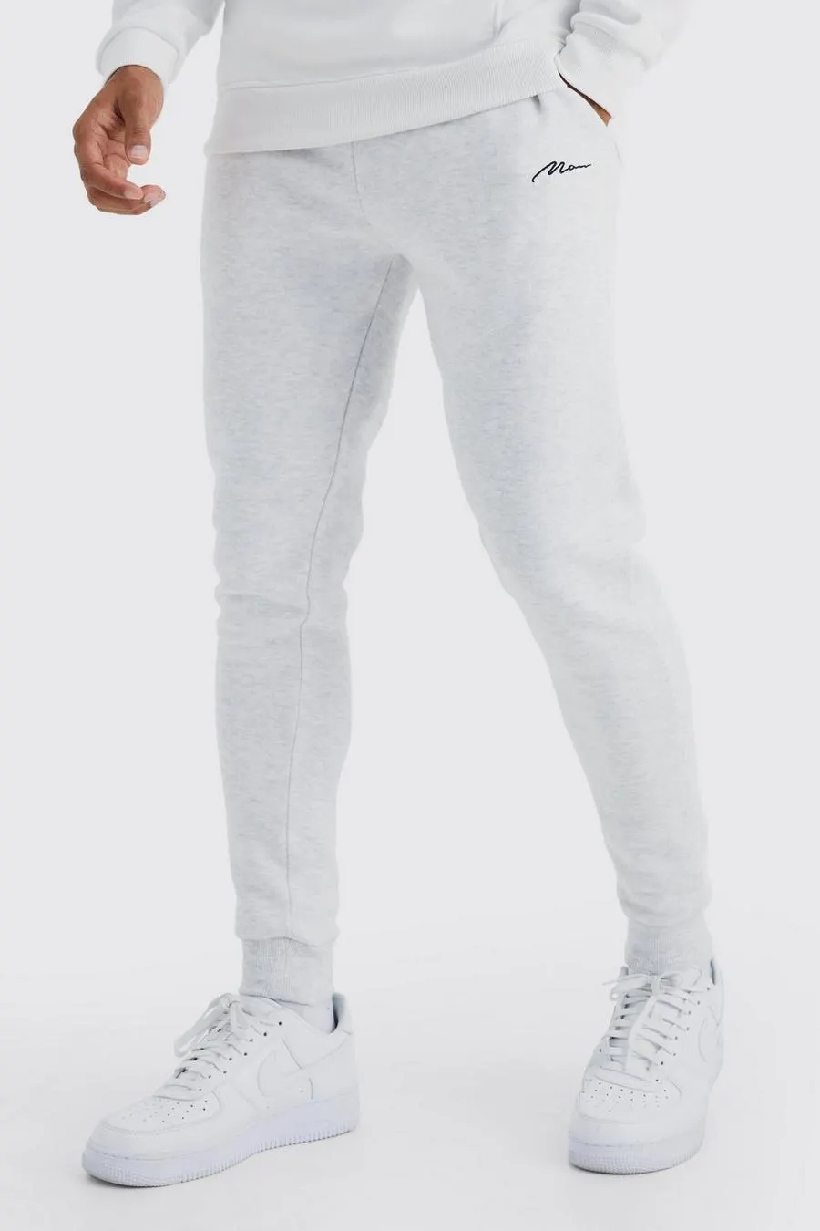 Man Signature Skinny Fit Jogger