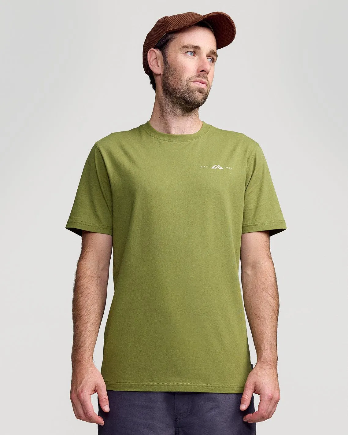 Men's Mountain Rays Organic Cotton T-shirt - Dark Fern