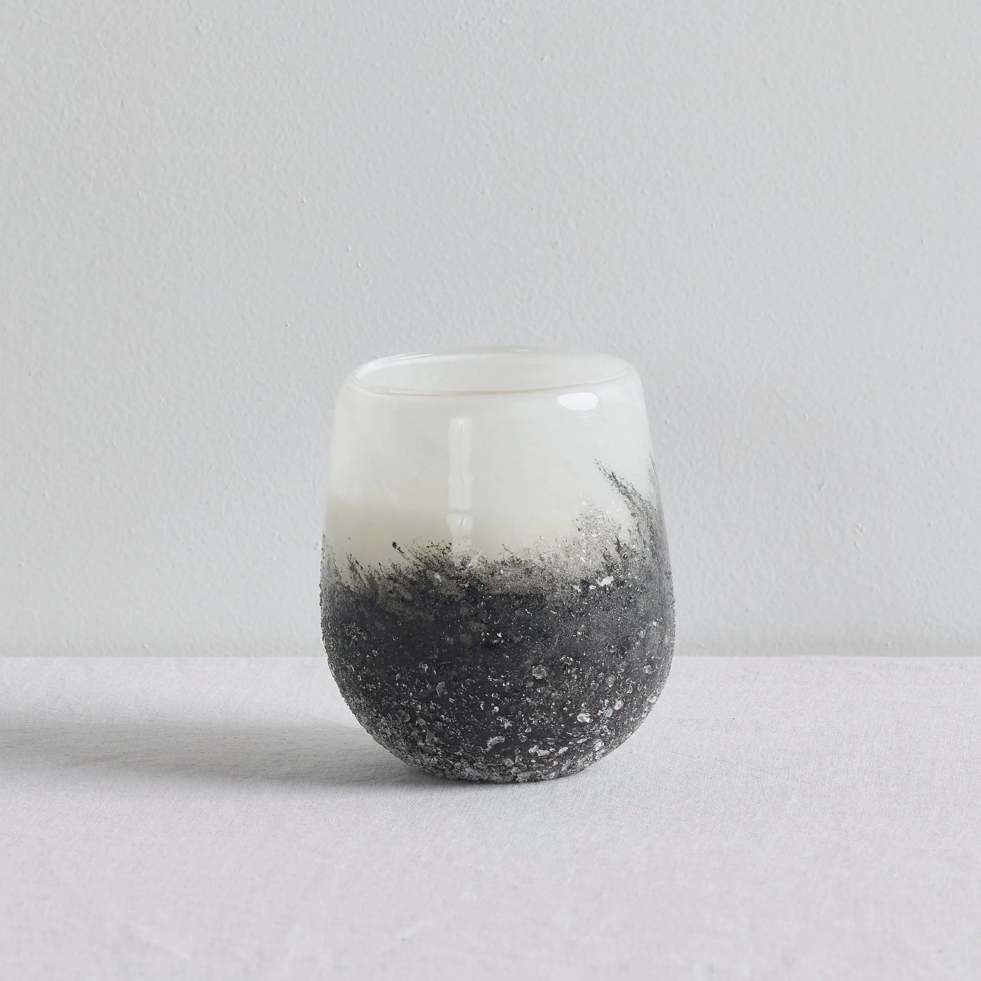 Pazia Glass Candle - Tobacco Leaf & Spice