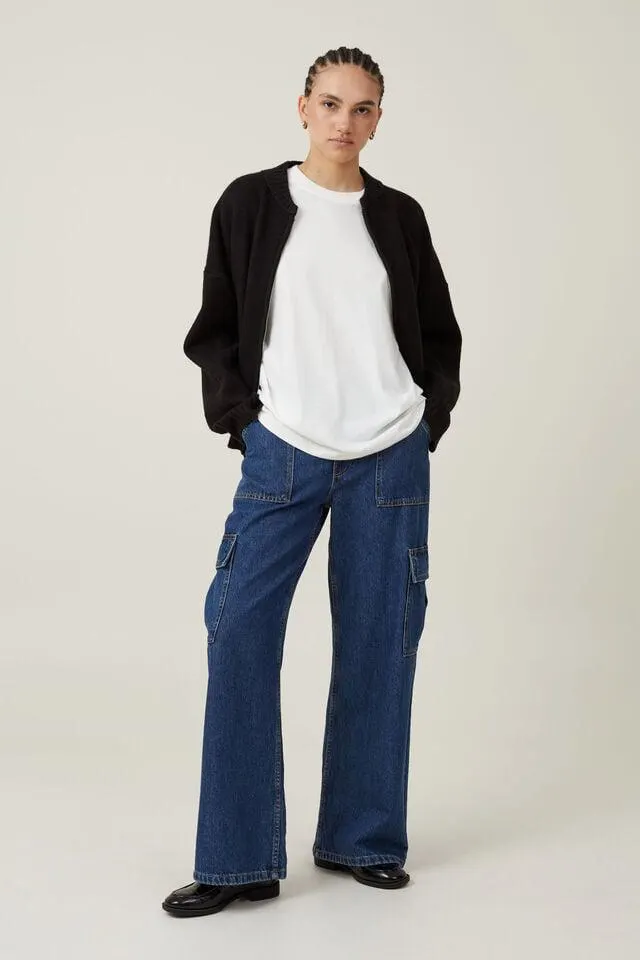 Relaxed Cargo Jean