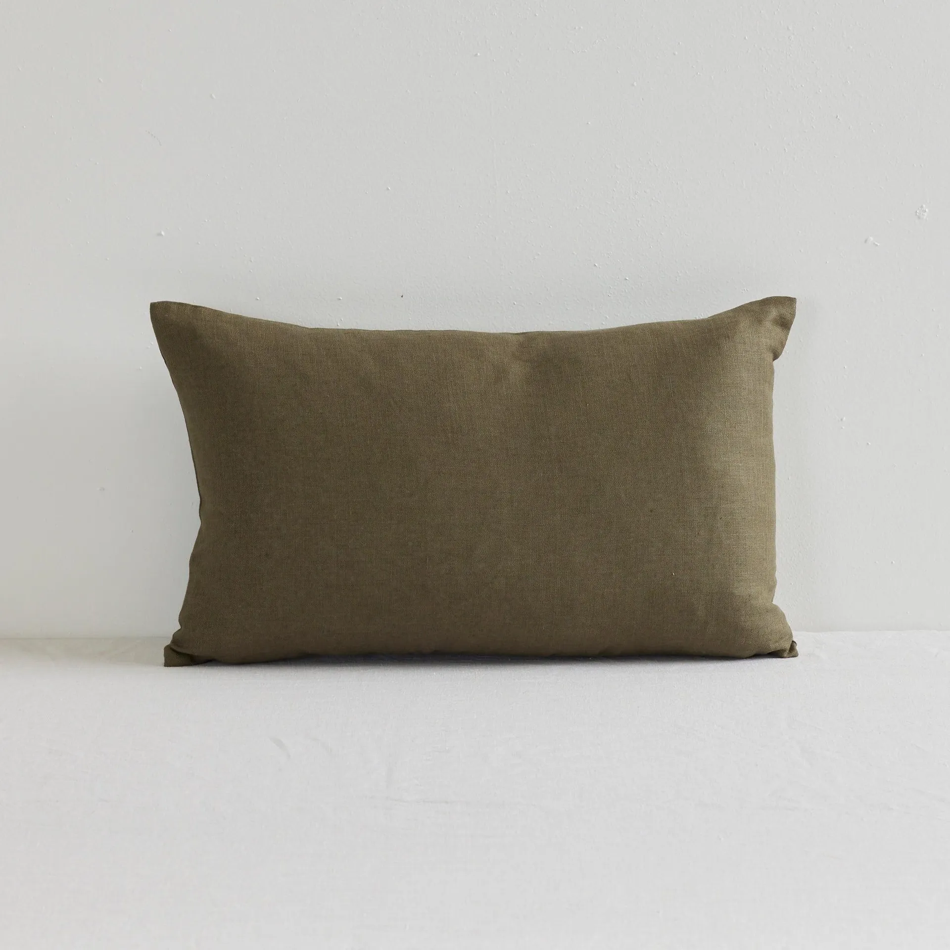 Jasper Linen Cushion - 30x50cm - Moss