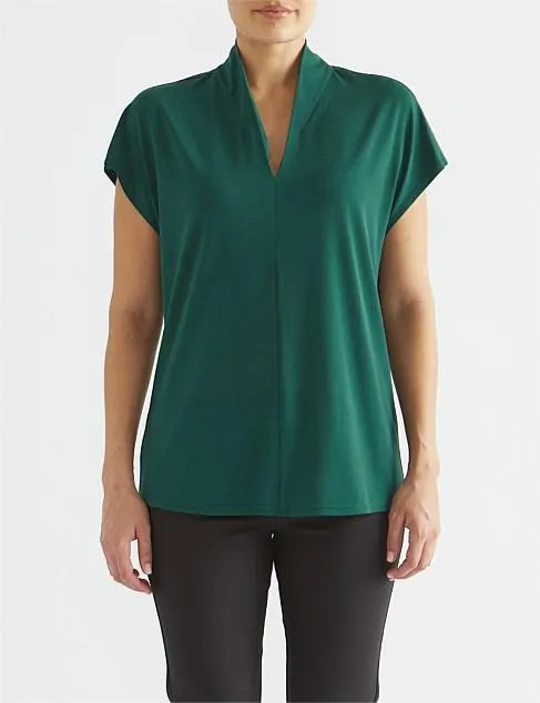 HIGH NECK SLEEVELESS TOP