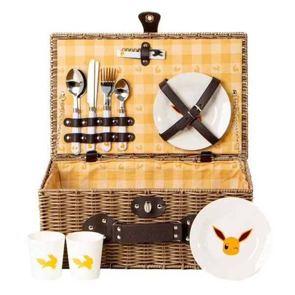 Pokemon - Eevee Gingham Picnic Set