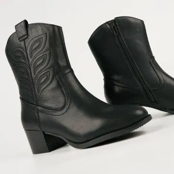 Cider Women's Leather Boots