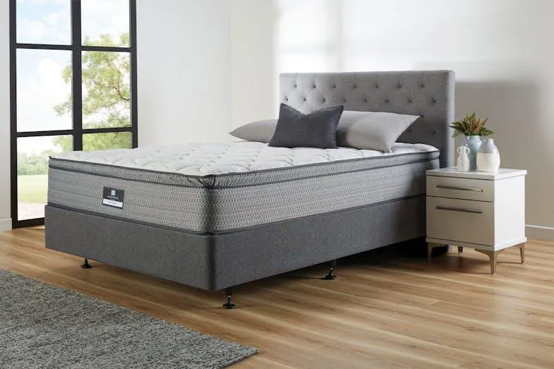 Elite Medium Queen Mattress by Sealy