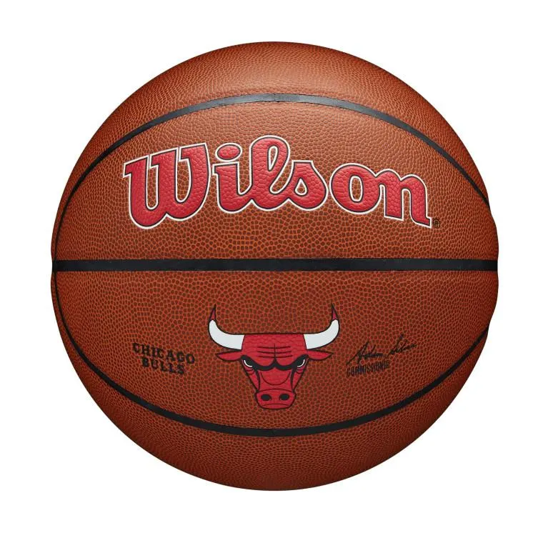Wilson NBA Composite Indoor/Outdoor Basketball Chicago Bulls Size 7