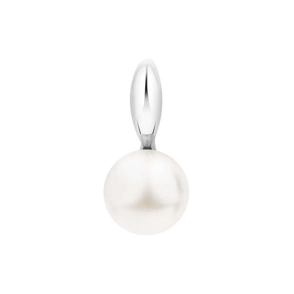 Pendant with Cultured Freshwater Pearl in Sterling Silver