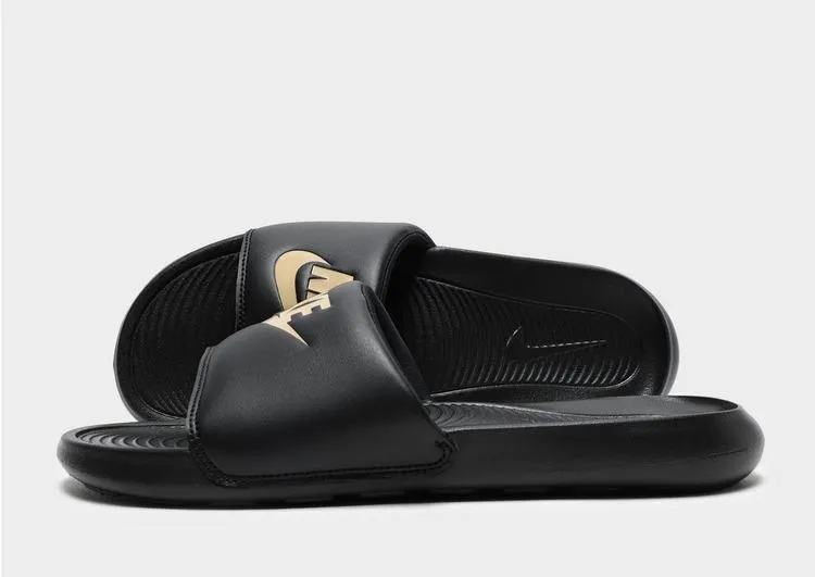Nike Victori Slides