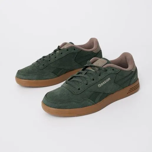 Number One Shoes + Hannahs 2024