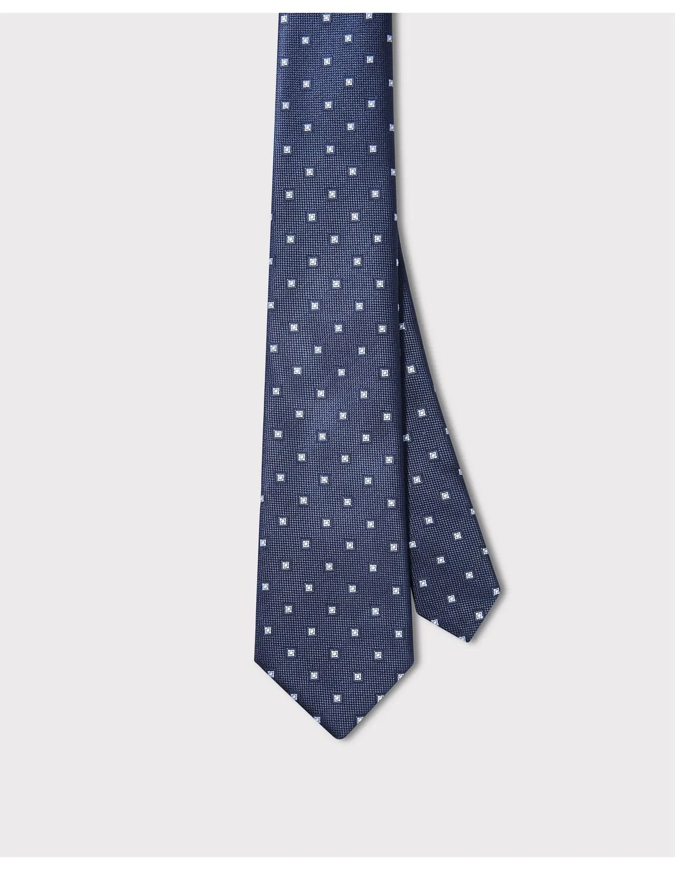 GEOMETRIC TIE