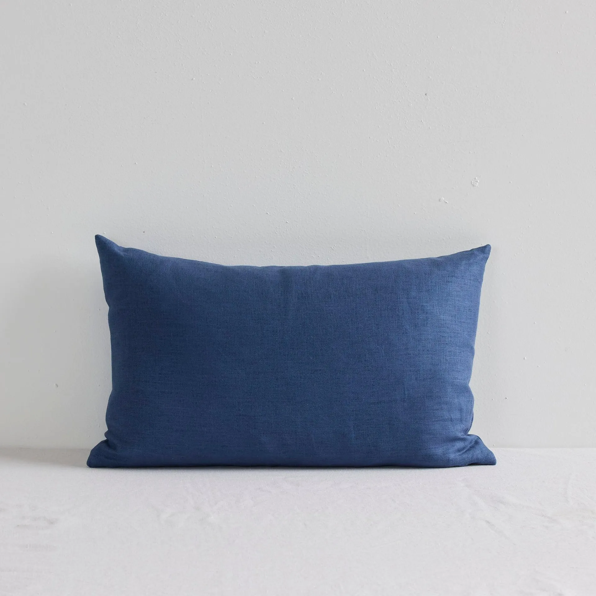Jasper Linen Cushion - 30x50cm - Ocean