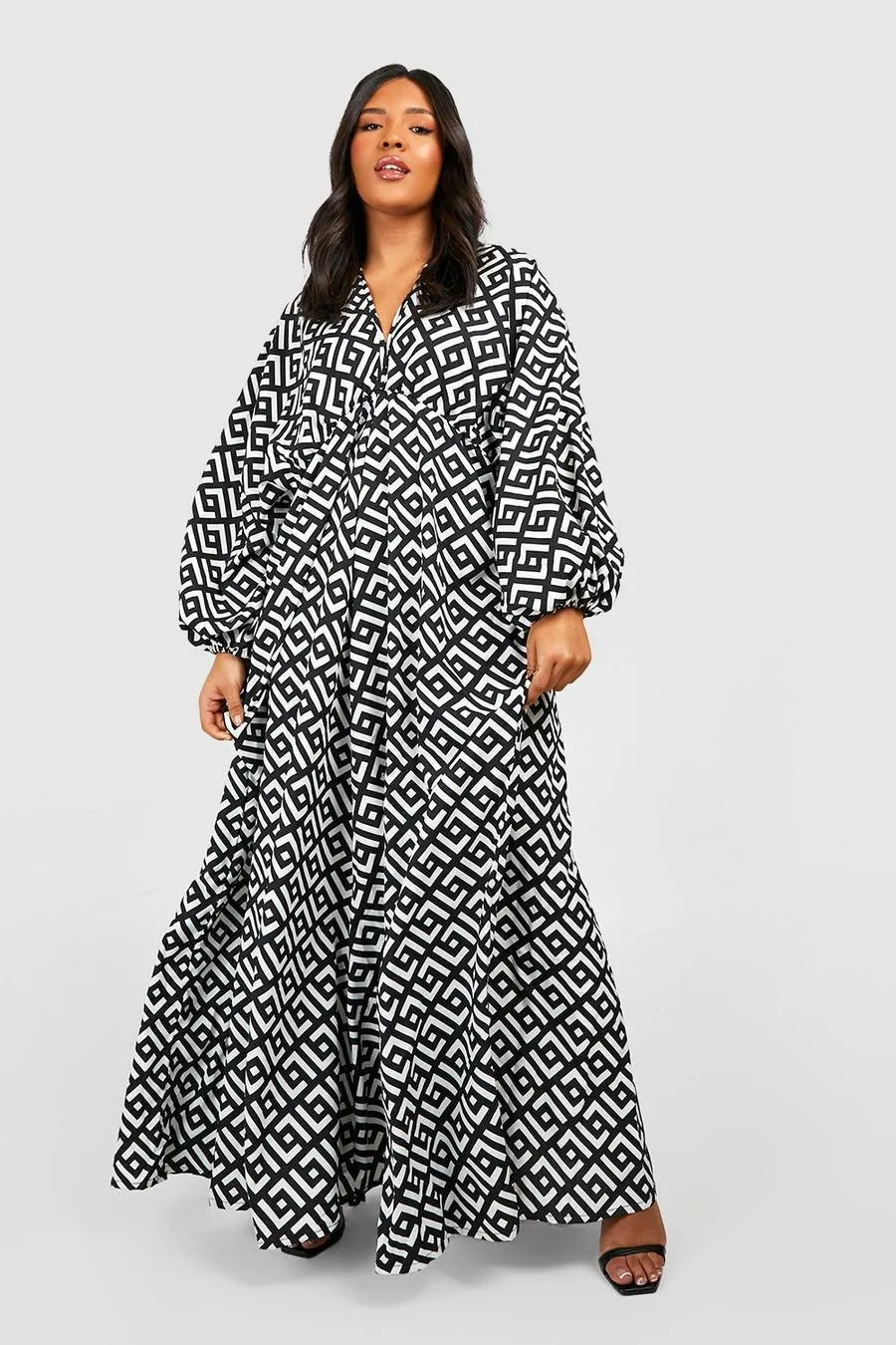 Plus Geo Plunge Maxi Dress
