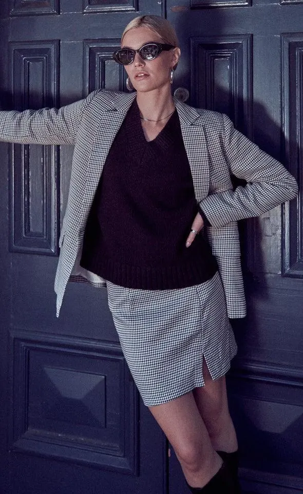 Houndstooth Mini Skirt