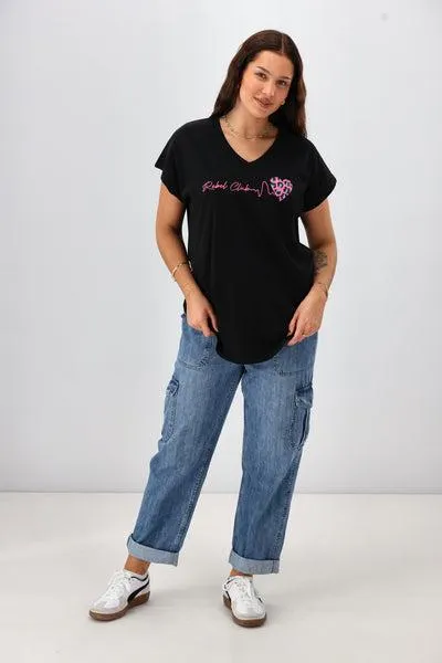 Rebel Club Heartbeat V Tee Black