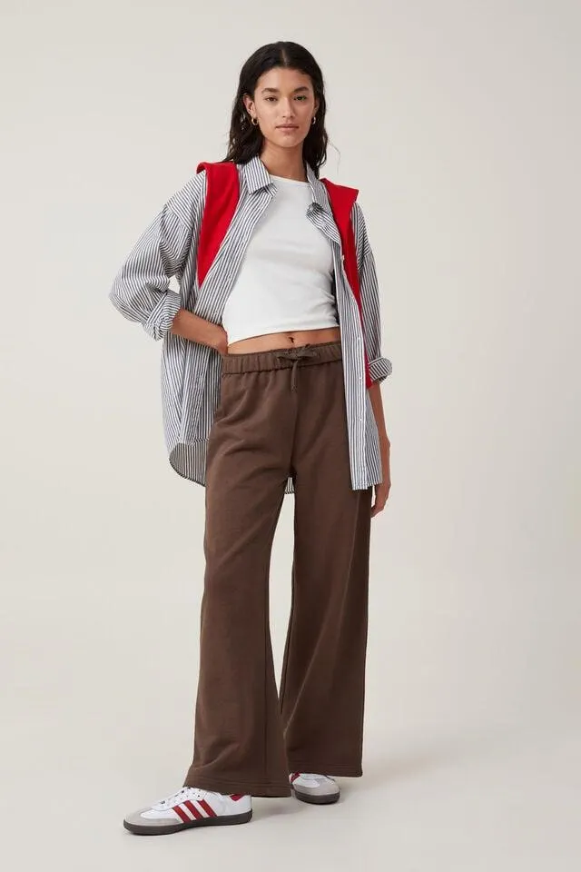 Classic Fleece Wide Leg Sweatpant
