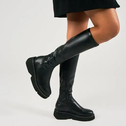 Number One Shoes + Hannahs 2024