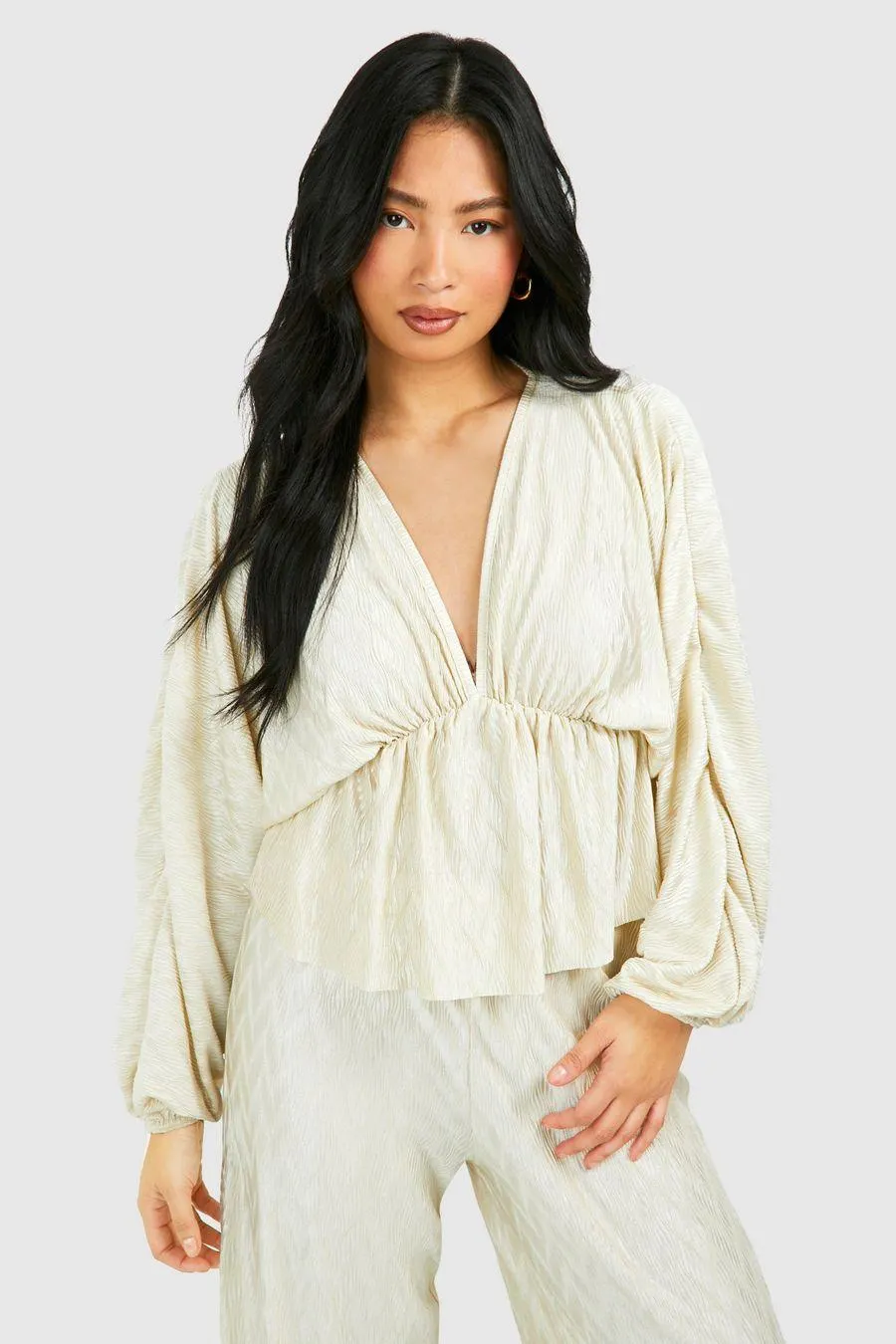 Petite Textured Plisse Batwing Peplum Top