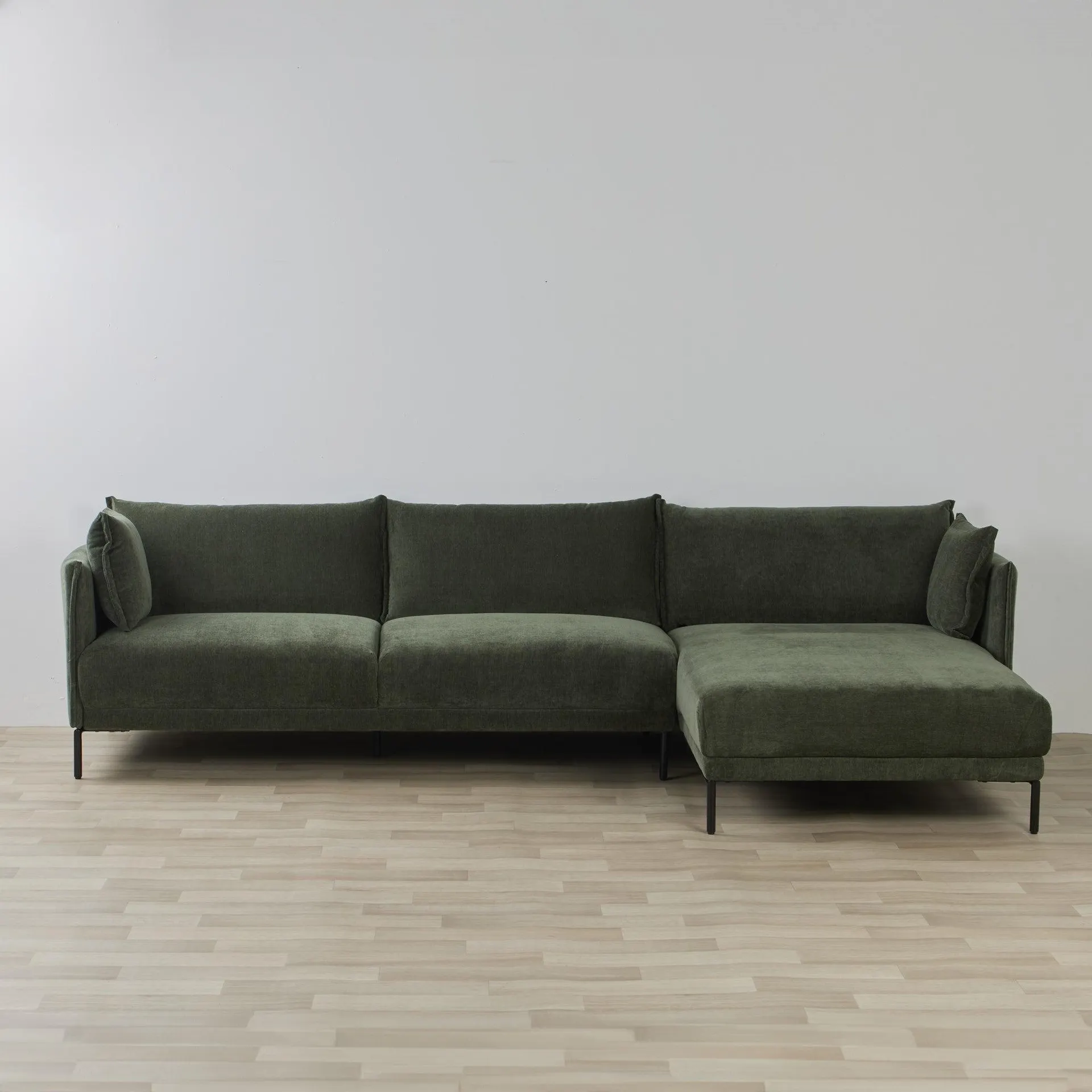 Lugo 3-Seat RH Chaise Sofa - Forest