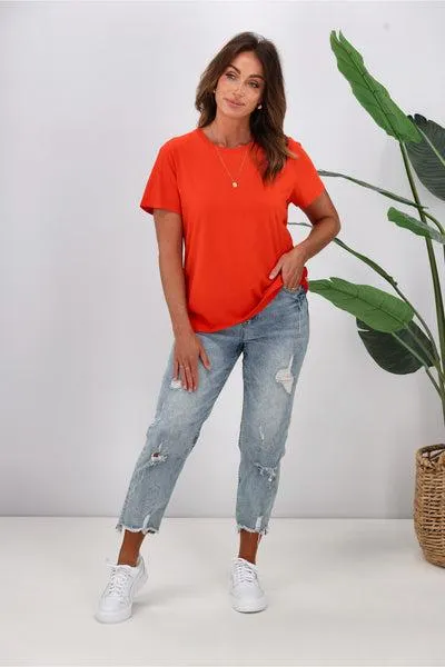 Shine On Essentials Tee Bright Red