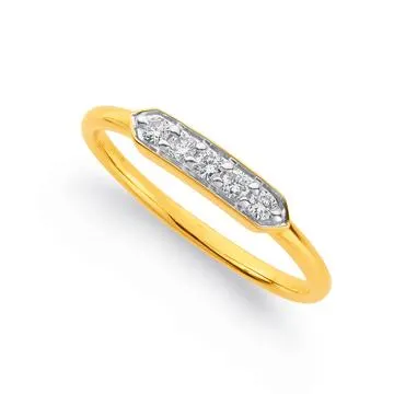 9ct, Diamond Ring TDW=.15ct