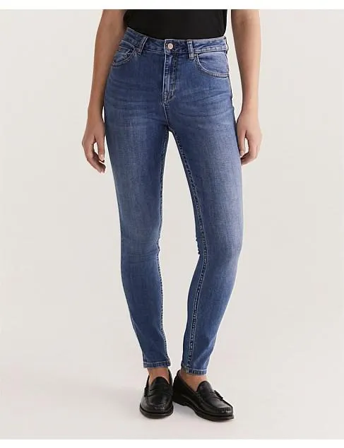 Anna High Rise Skinny Jean