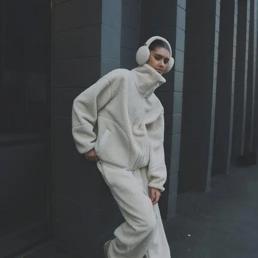 R&R Sport Hampstead Women's Sherpa Fleece Jacket in Cream