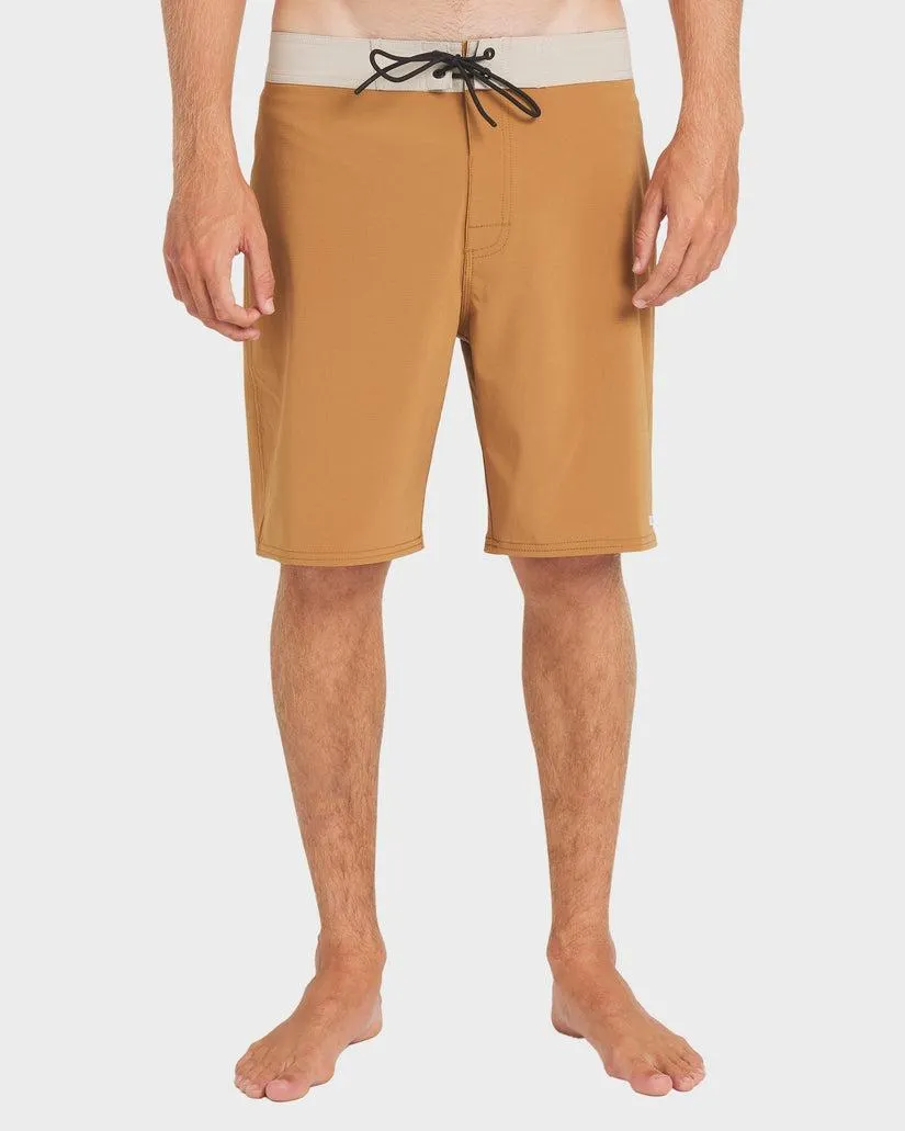 MENS VA TRUNK SOLID 19" BOARDSHORTS