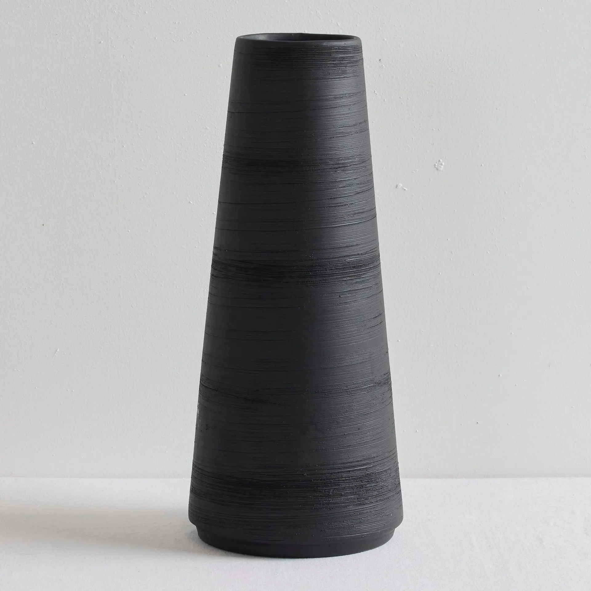 Agatha Vase - Large - Black