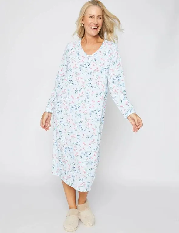 Millers Long Sleeve Jacquard V-Neck Classic Nightie