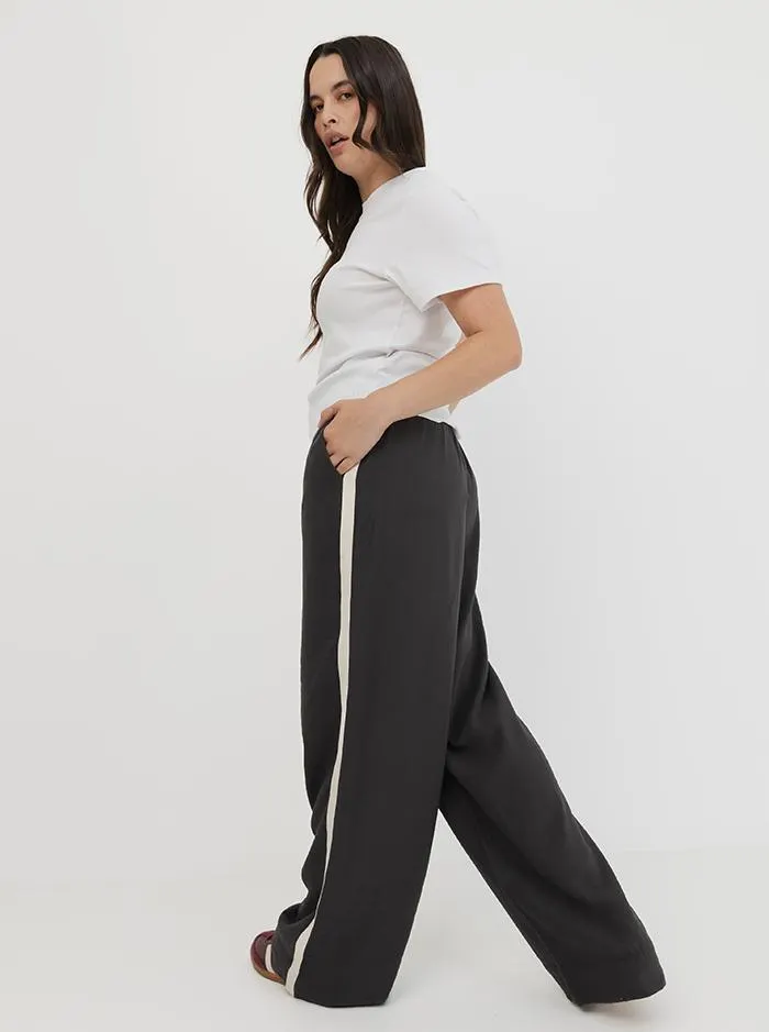 Weekender Pant Longline In Pepper