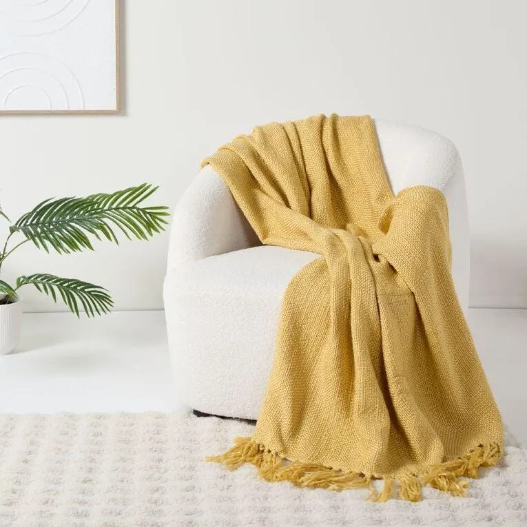 Living & Co Throw Chunky Yellow 127cm x 152cm