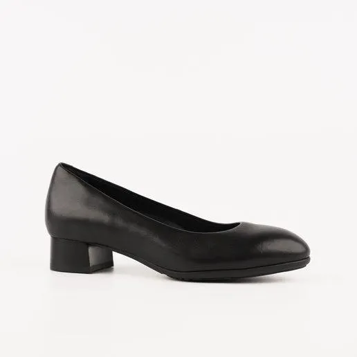 Number One Shoes + Hannahs 2024