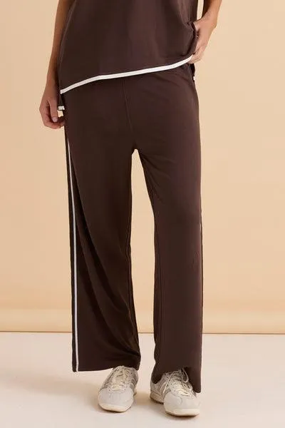 Betty Basics Evelyn Wide Leg Jogger C...