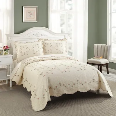 BY225 3-Piece Cottage Style Patchwork King Quilt Bedspread Set with Floral Prints
