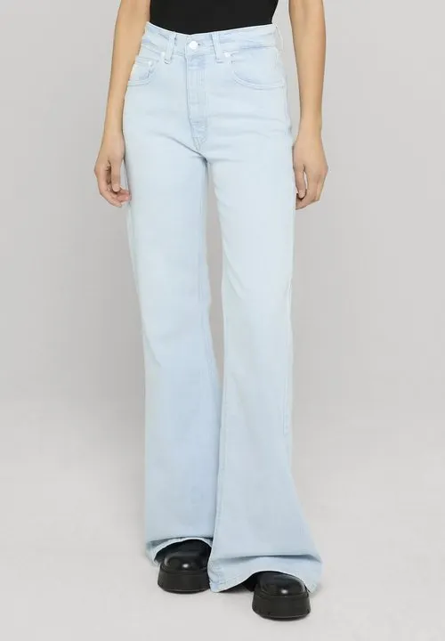 Flared jeans - light blue