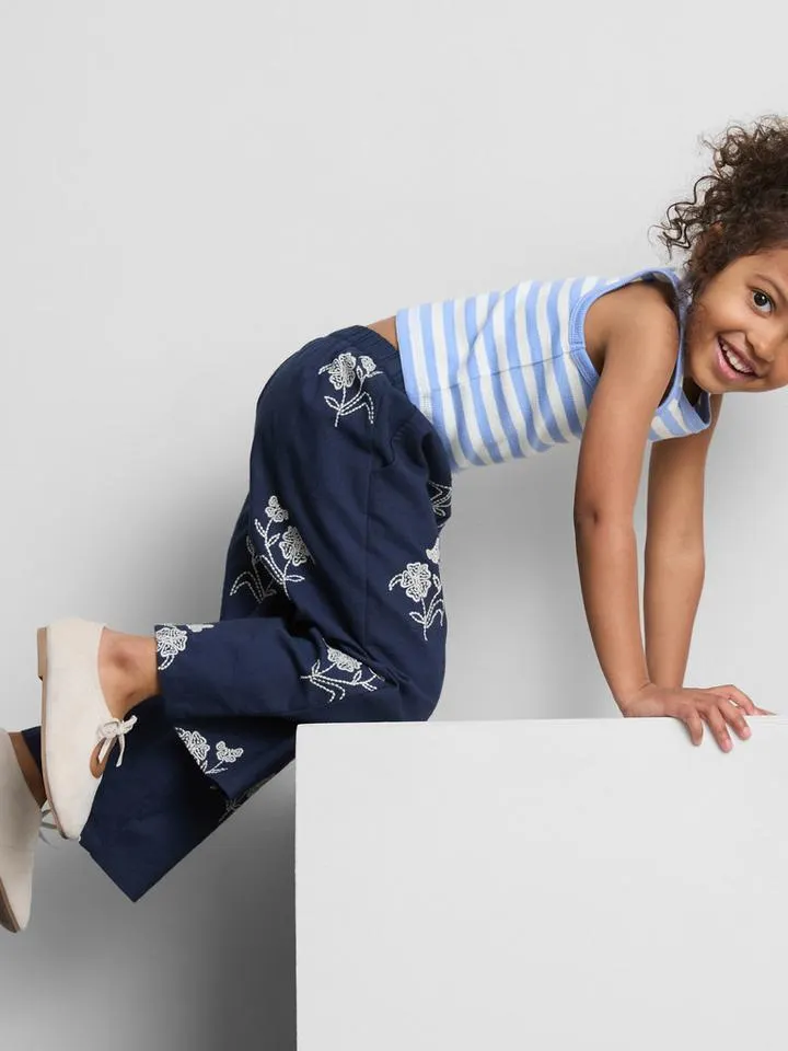 18 mois–9 ans | Pantalon à fleurs brodées