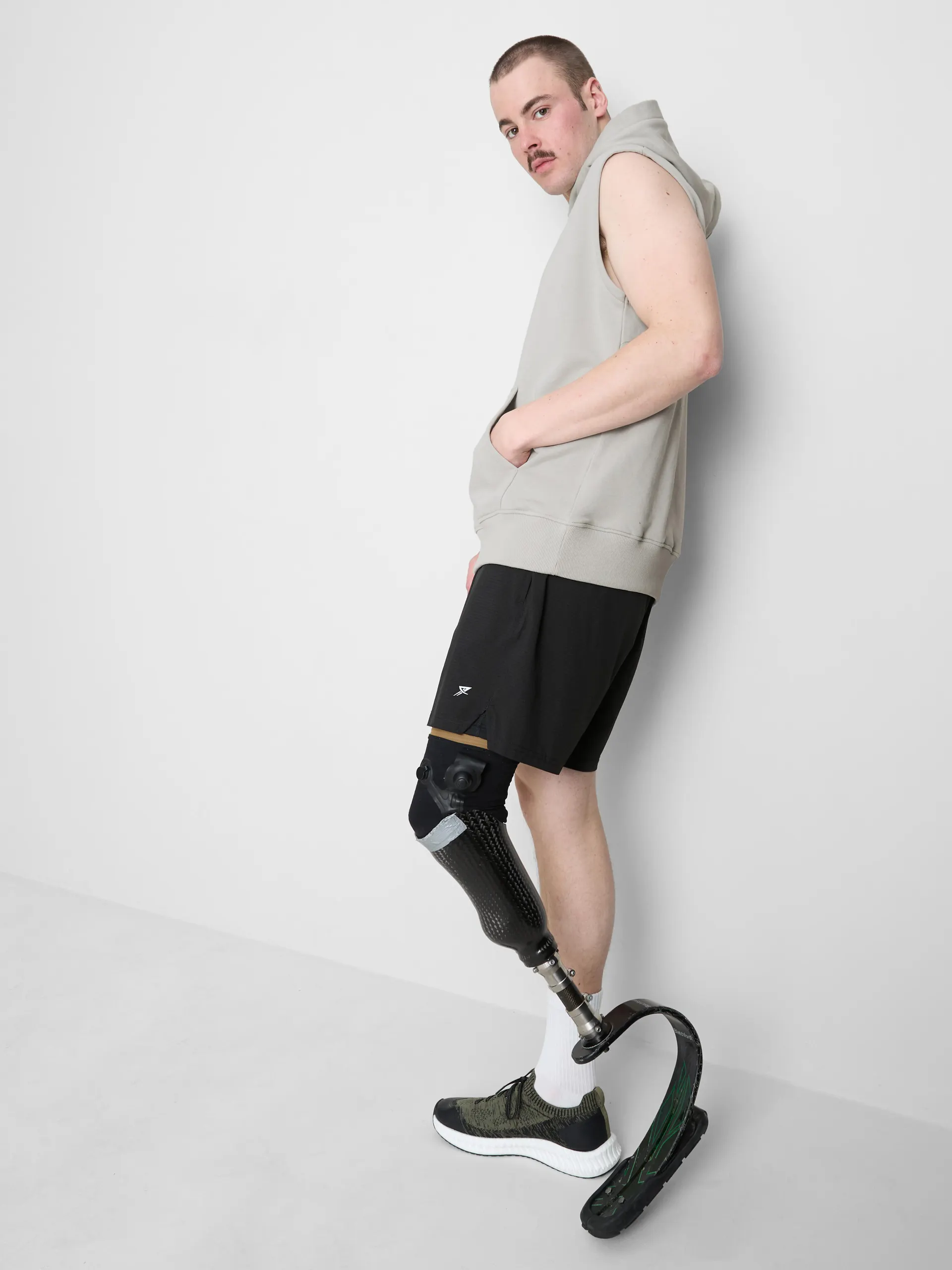 Sweat à capuche de sport sans manches