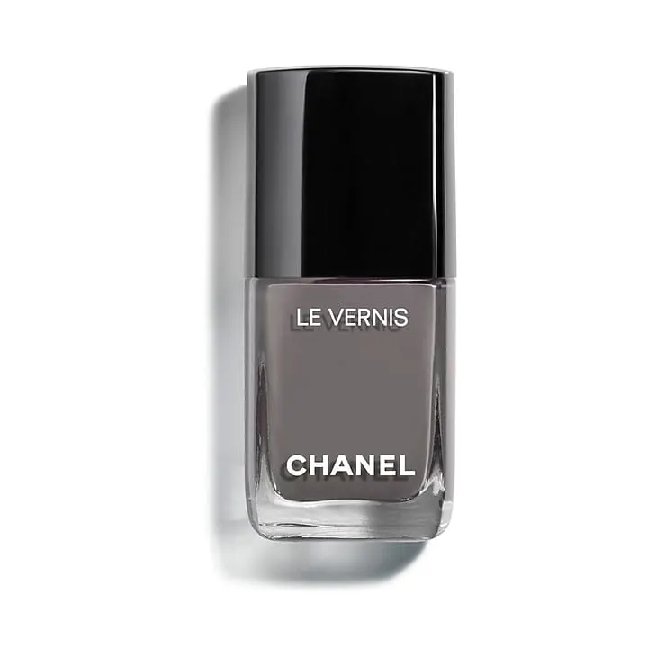 LE VERNIS