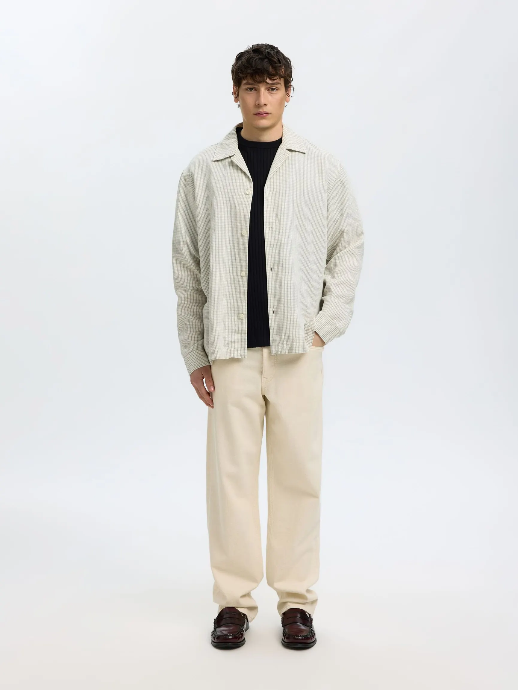 RELAXED FIT RIBBET T-SKJORTE