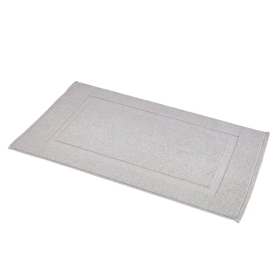 Amazon Basics Banded Bathroom Bath Rug Mat, Machine Washable, 100% Cotton, 31" x 20", Light Gray