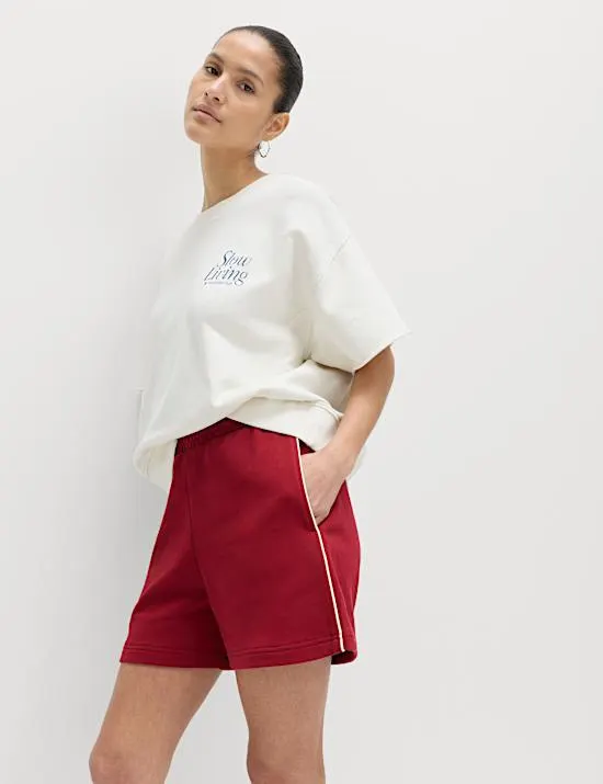 Jogging-Shorts aus reiner Baumwolle mit Seitenstreifen