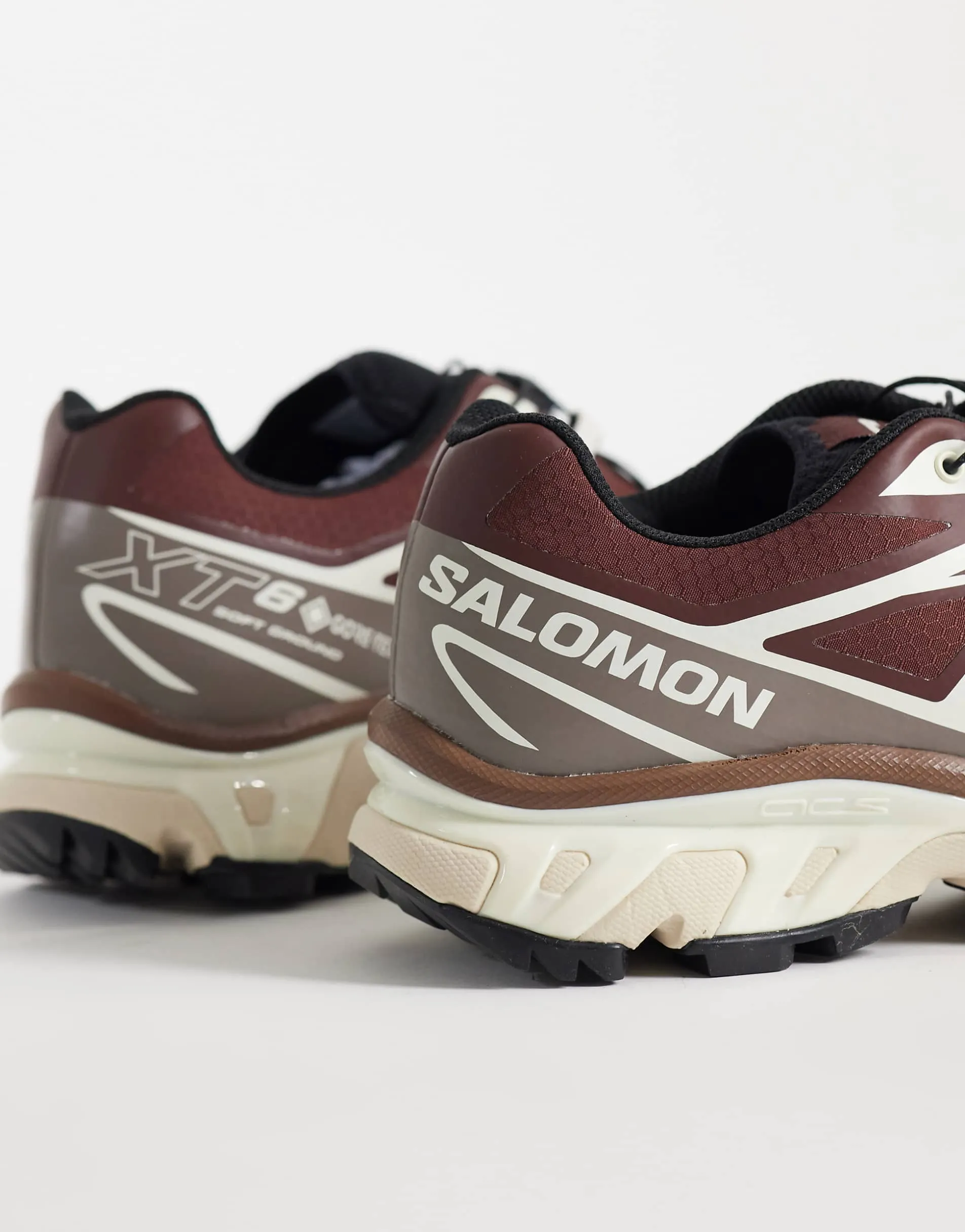 Salomon XT-6 GTX trainers in bitter chocolate and vanilla ice