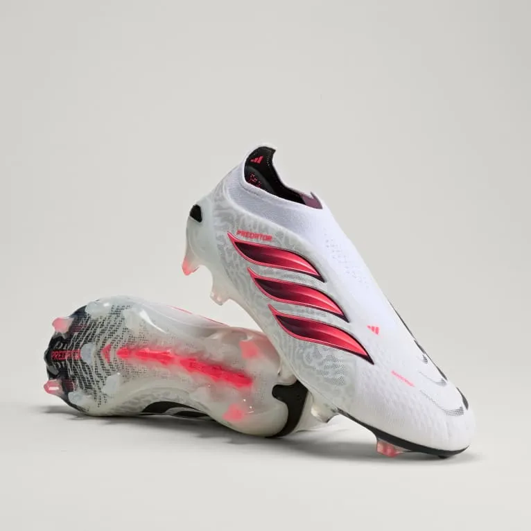 Predator Elite Laceless Firm Ground Football Boots