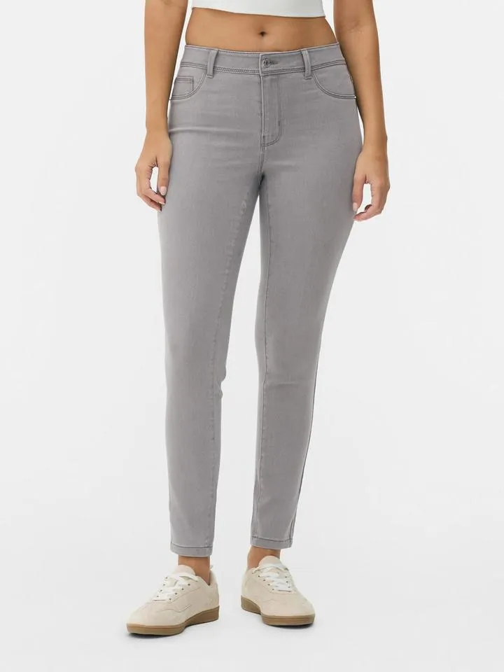 Jean skinny à taille mi-haute Essential | Regular