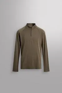 COMPRESSIVE QUARTER-ZIP SKI T-SHIRT