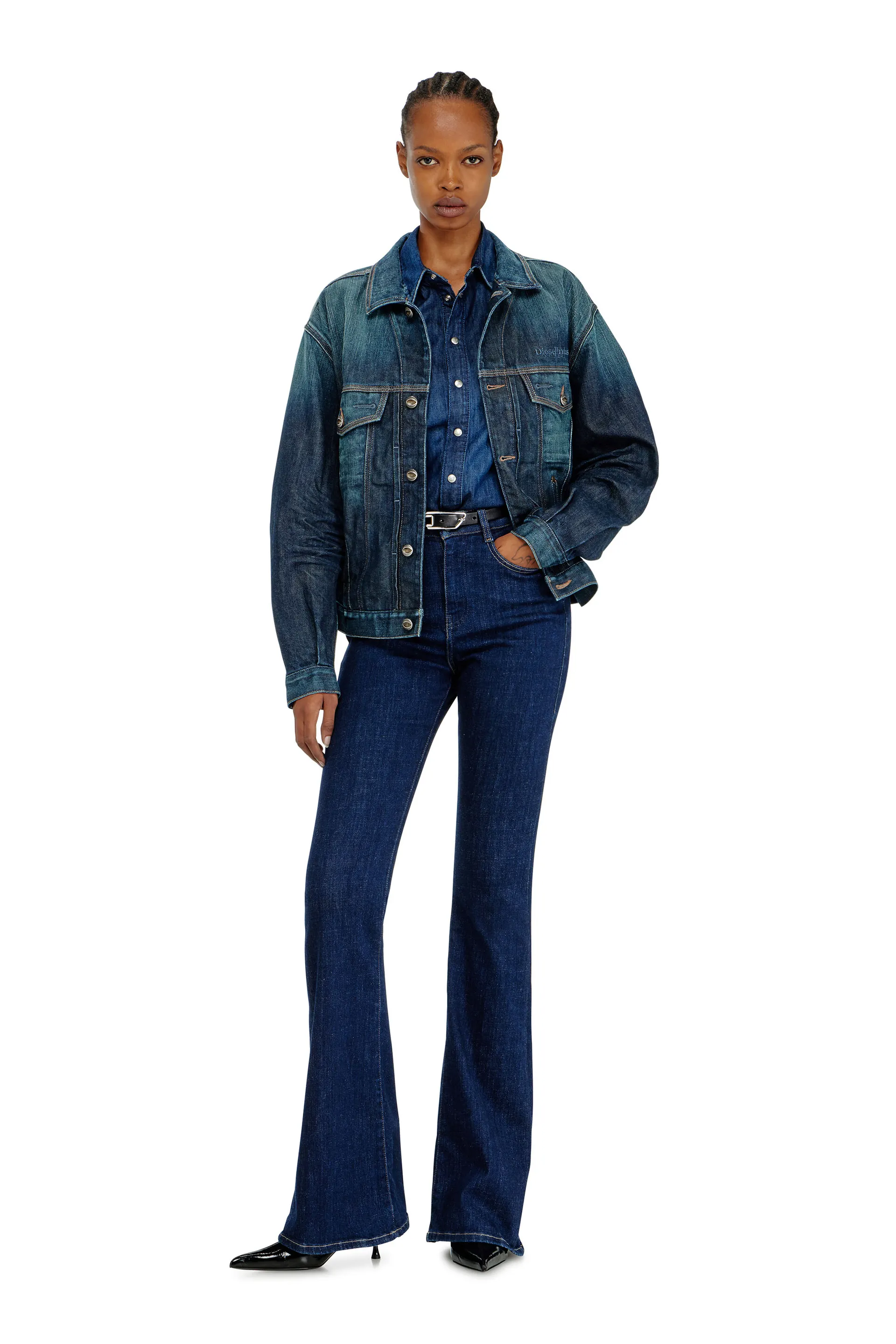 Trucker jacket in selvedge denim