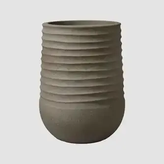 Urban Loft Cuenca Garden Planter